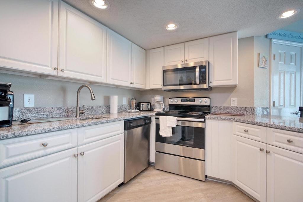 マートルビーチ 2501 S Ocean Blvd, 0813 - Ocean View Sleeps 8ヴィラ エクステリア 写真