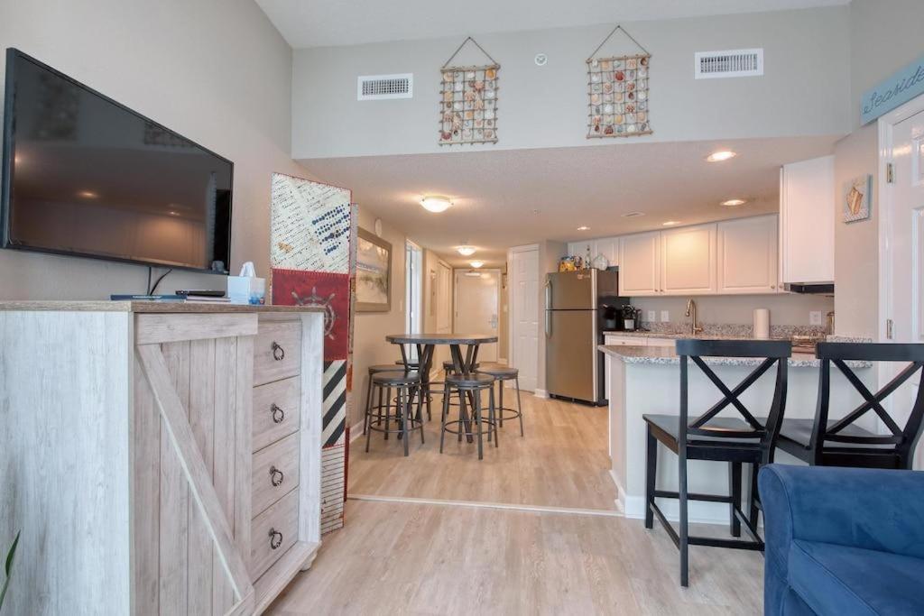 マートルビーチ 2501 S Ocean Blvd, 0813 - Ocean View Sleeps 8ヴィラ エクステリア 写真